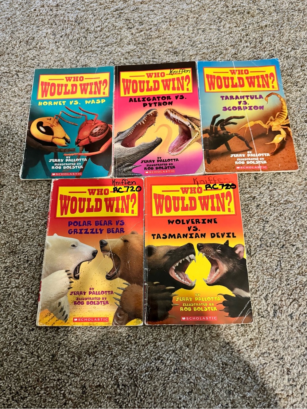 Scholastic Who Would Win? Book 5 Set